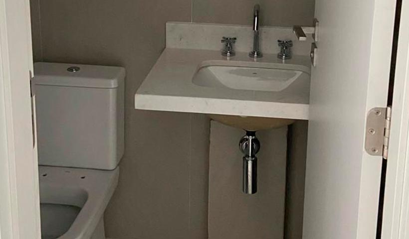 LOUÇAS E METAIS dos Studios (2)